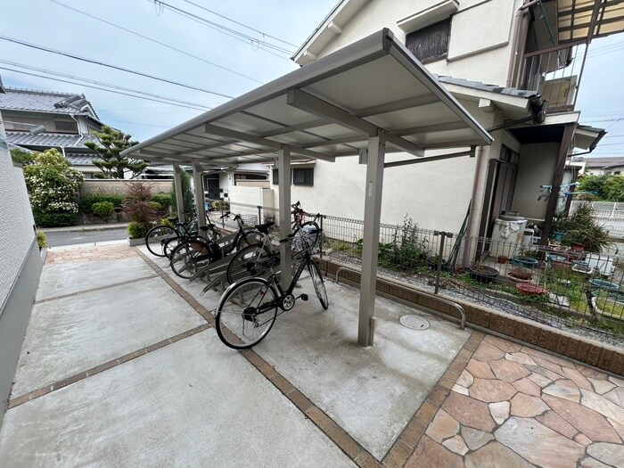 フジパレス伊孑志の物件外観写真