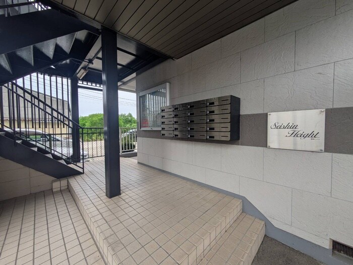 清信ハイツの物件外観写真