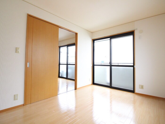 エステ－トたつみの物件内観写真