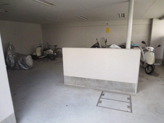 コモンパレス清水が丘の物件外観写真