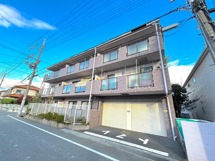 エクセレンス大越の物件外観写真