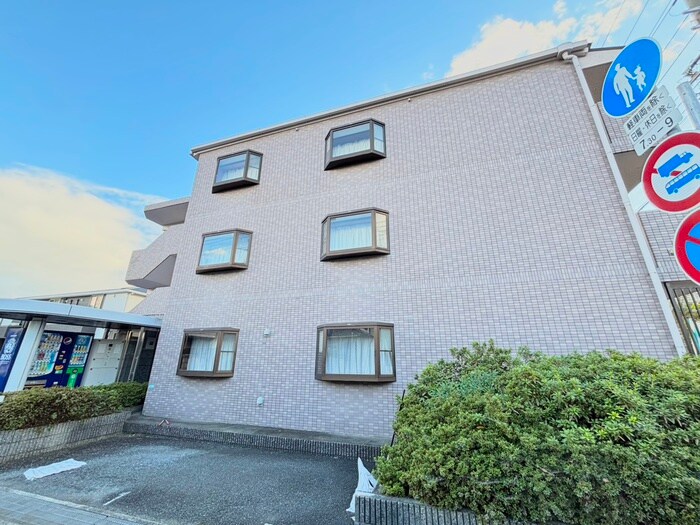 エクセレンス大越の物件外観写真