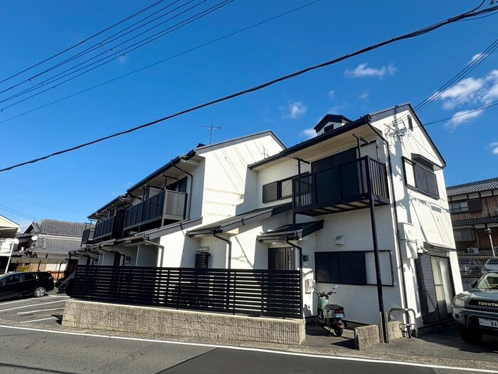テラスハウスサンの物件外観写真