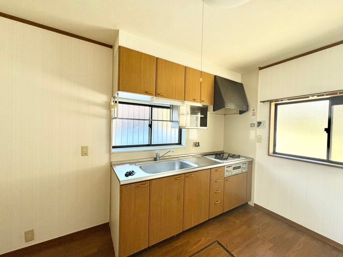 テラスハウスサンの物件内観写真