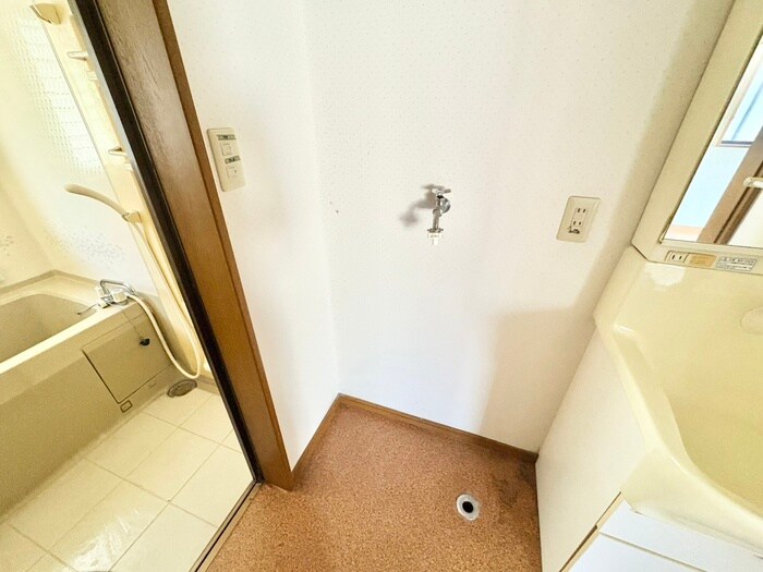 テラスハウスサンの物件内観写真