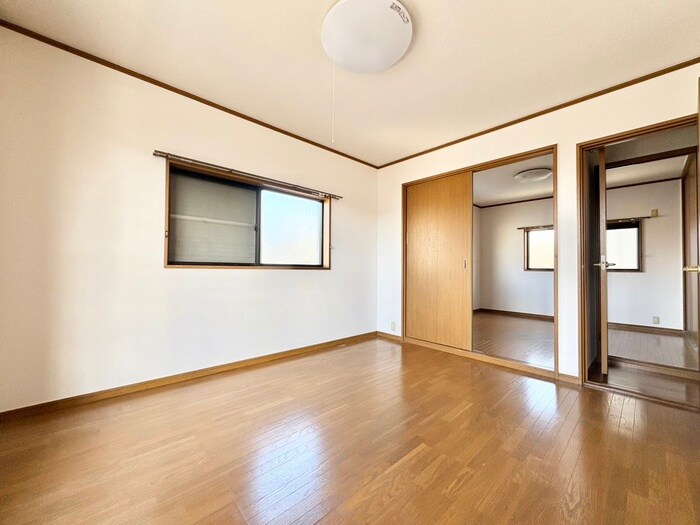 テラスハウスサンの物件内観写真