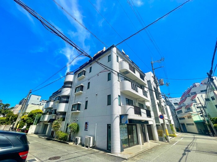 陽光プラザの物件外観写真