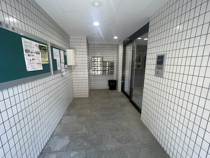 陽光プラザの物件外観写真