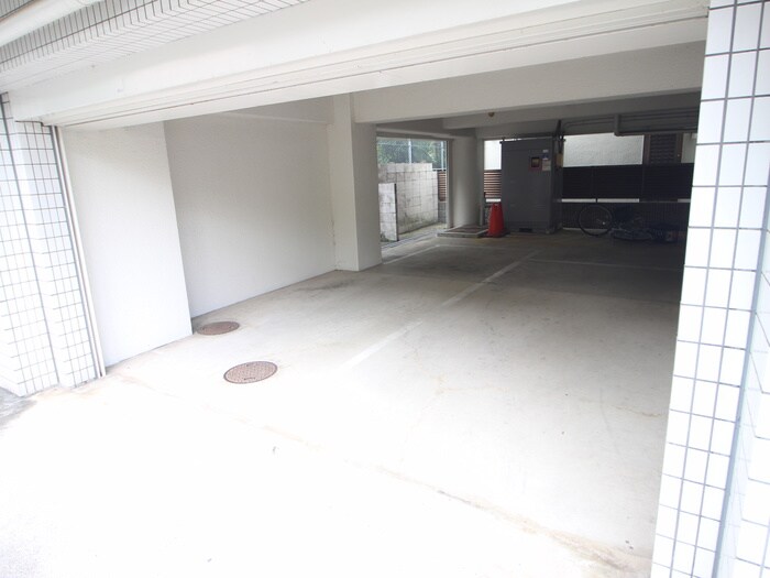 陽光プラザの物件外観写真