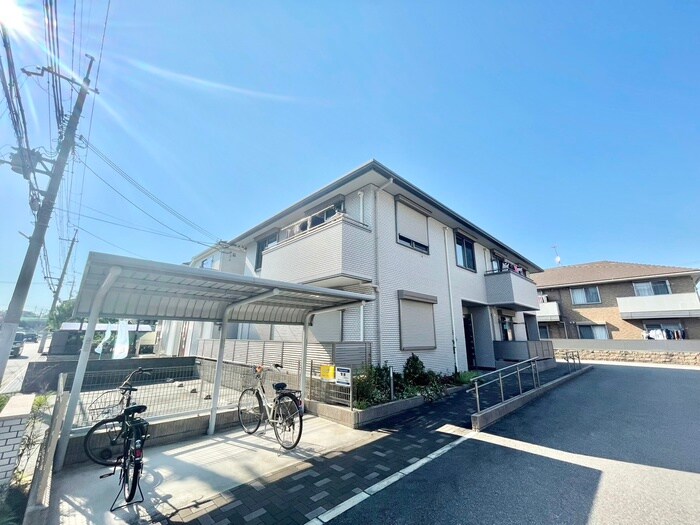 パールグランの物件外観写真