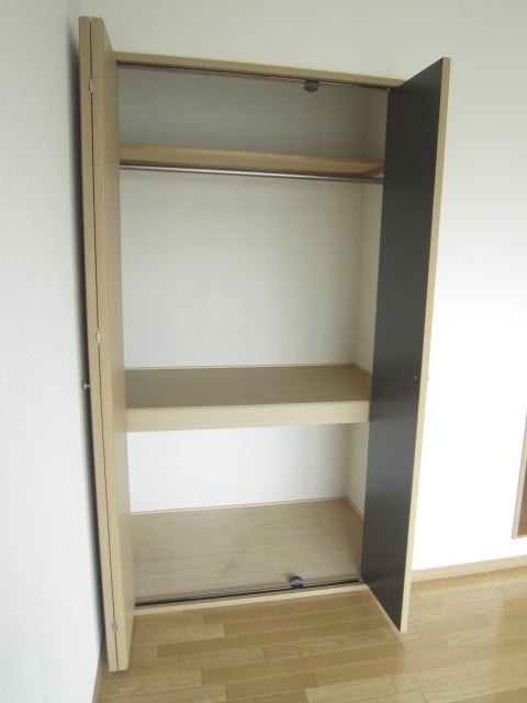 エレガンス西院の物件内観写真