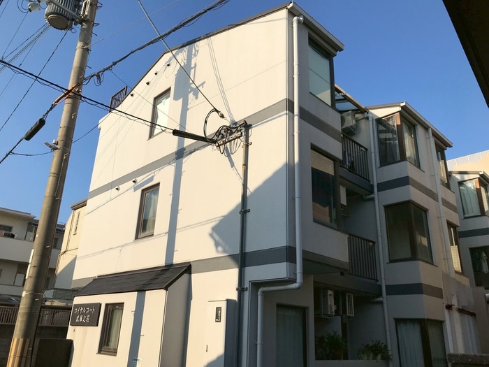 ロイヤルコート武庫之荘の物件外観写真