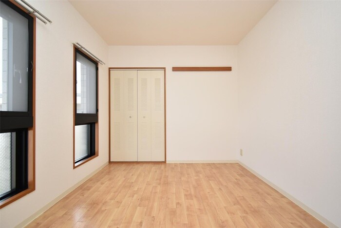 ラ・ヴェ－ル茨木の物件内観写真