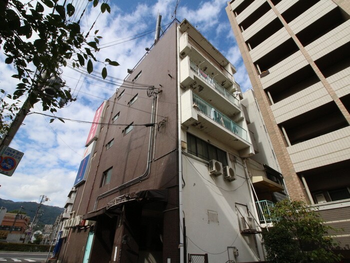 住吉マンションの物件外観写真