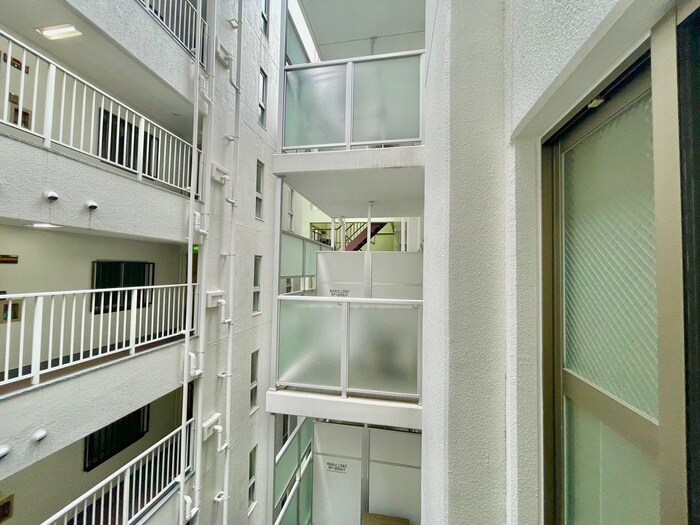 ＡＰＲＩＬＥ南森町の物件内観写真