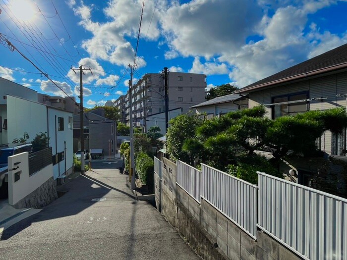 翠ケ丘メゾネットの物件外観写真