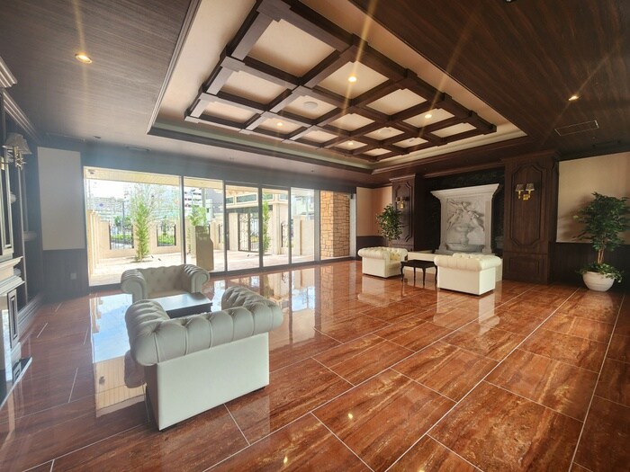 プレジオ三国EUROの物件外観写真