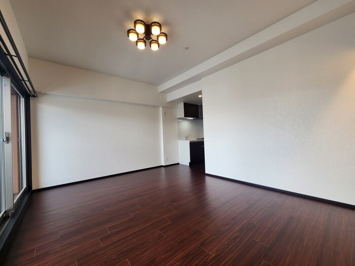 プレジオ三国EUROの物件内観写真