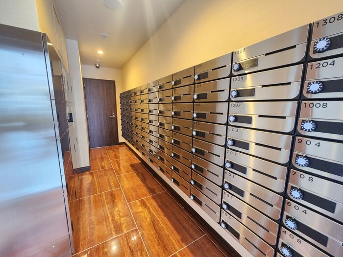 プレジオ三国EUROの物件外観写真