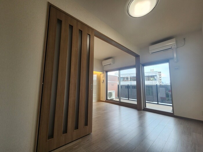 プレジオ三国EUROの物件内観写真