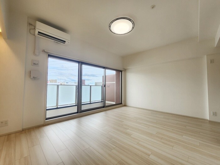 プレジオ三国EUROの物件内観写真