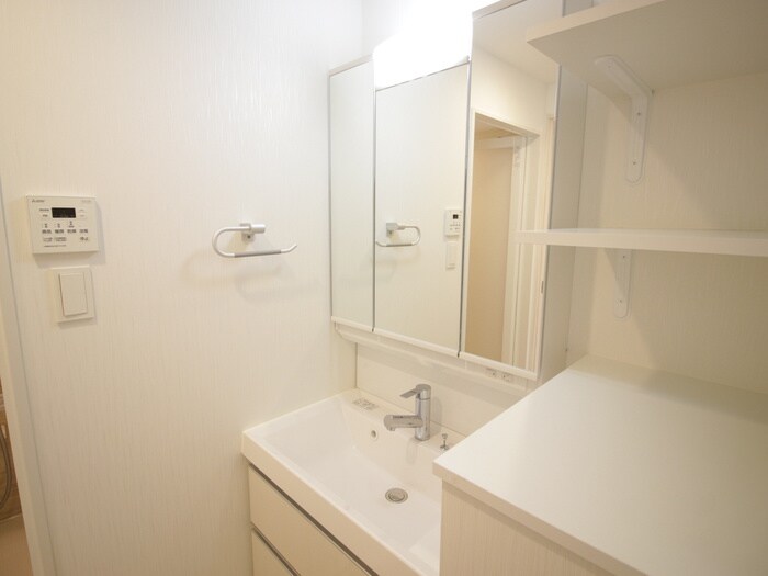 プレジオ三国EUROの物件内観写真