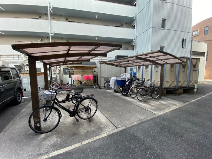 シャンポ－ル小山の物件外観写真