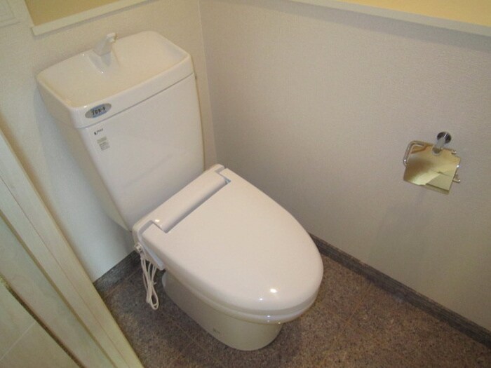 デルファーレ神戸三宮の物件内観写真