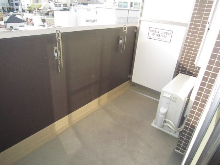 デルファーレ神戸三宮の物件内観写真