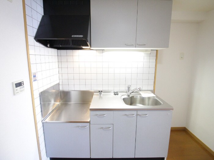 フォルトゥ－ナの物件内観写真