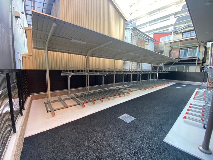 プレジオ阿波座の物件外観写真