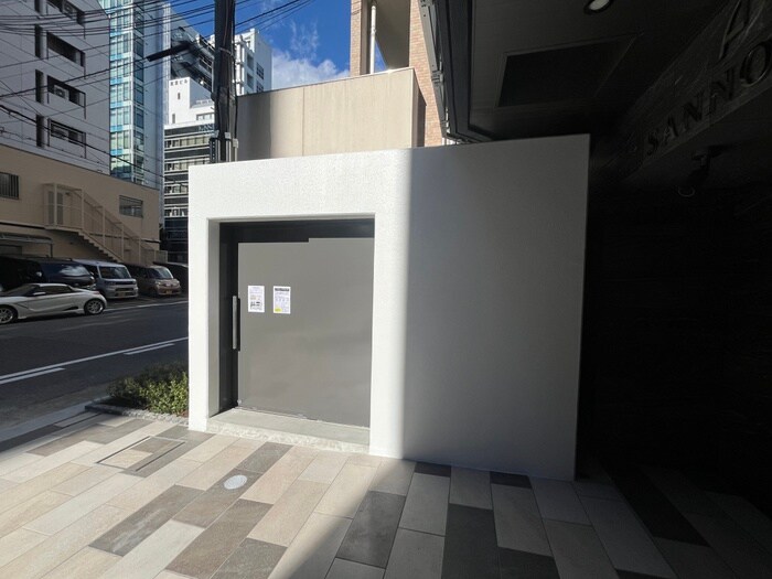 アドバンス三宮パルマ（1102）の物件外観写真