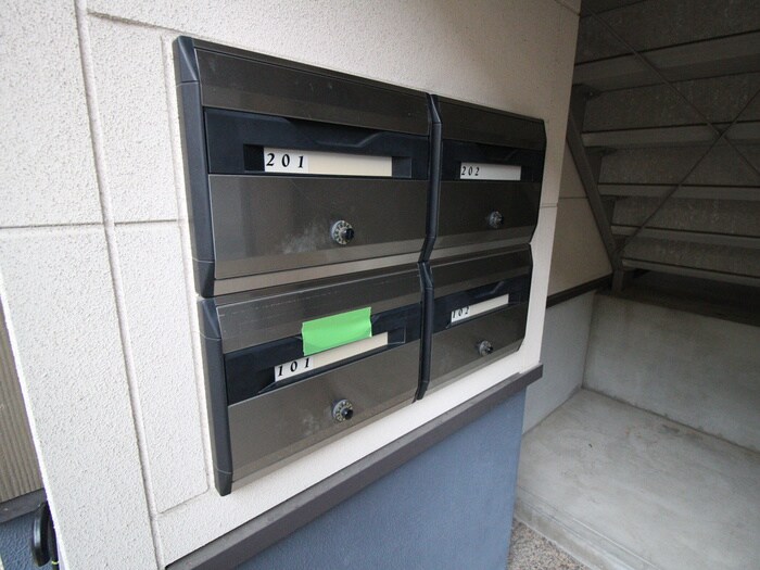 メゾン上七軒の物件外観写真