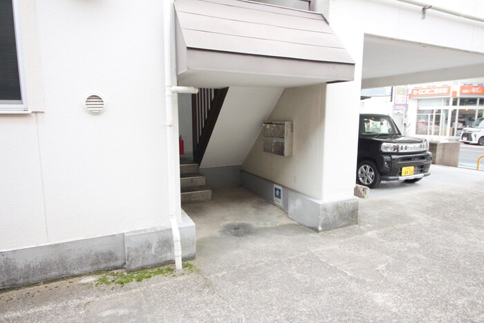 開田マンションの物件外観写真