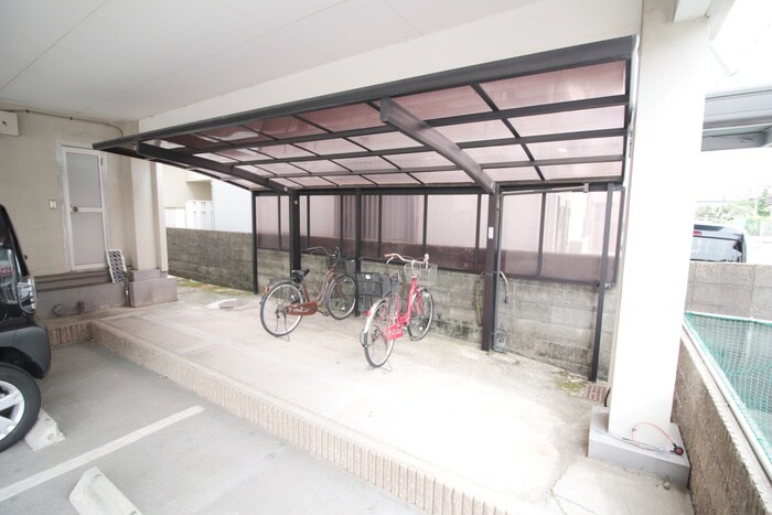 開田マンションの物件外観写真