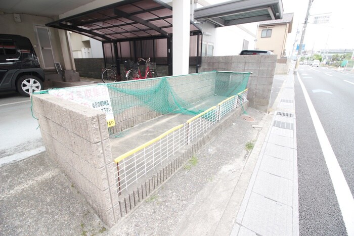 開田マンションの物件外観写真