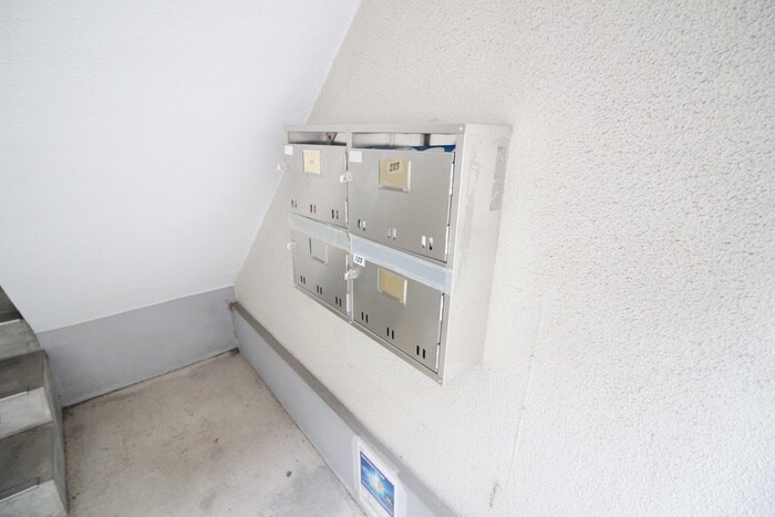 開田マンションの物件外観写真