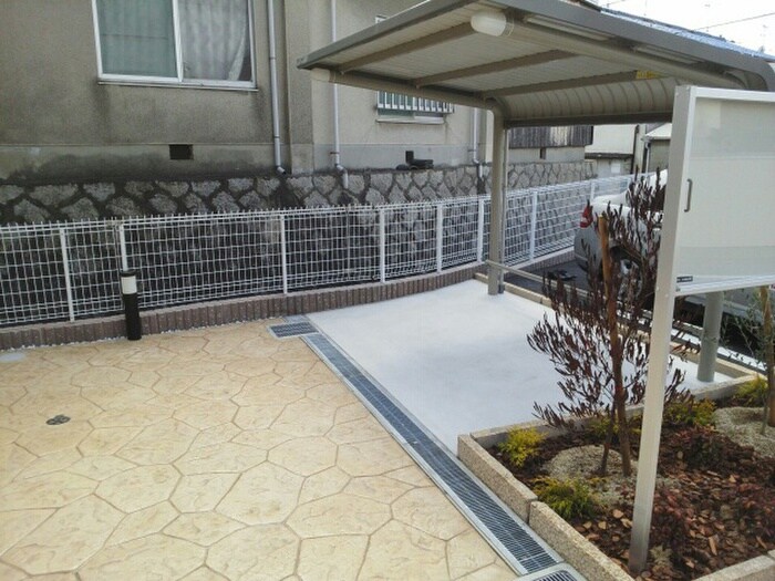 カーサ忍ケ丘の物件外観写真