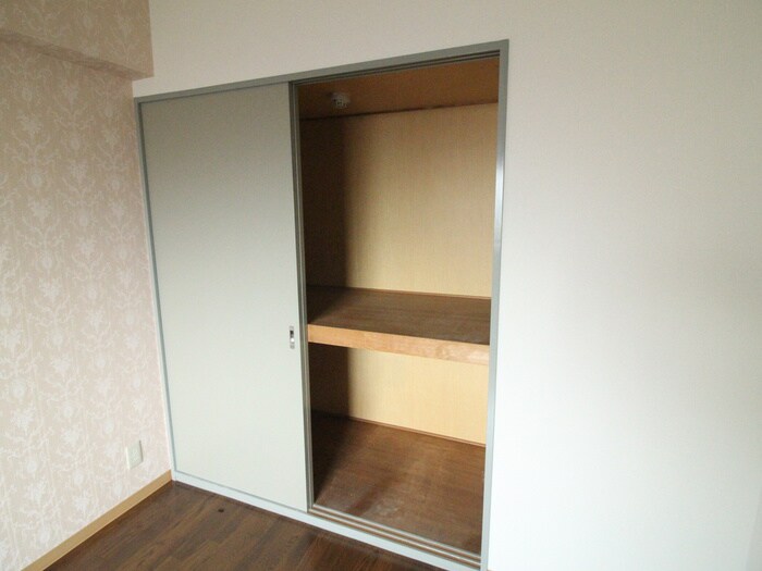 アスガルドの物件内観写真