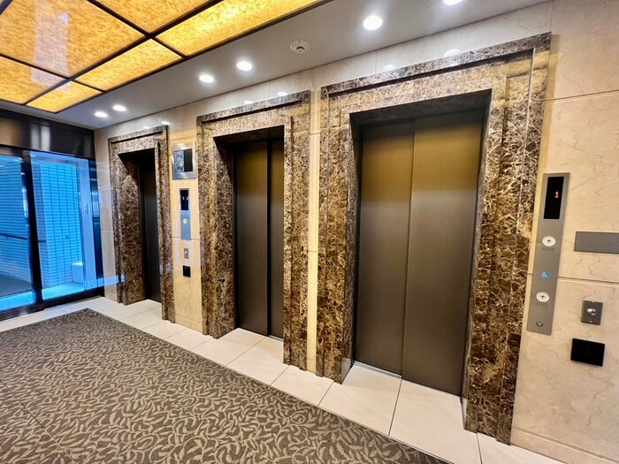 ｻﾞ・京都ﾚｼﾞﾃﾞﾝｽ四条河原町(902)の物件外観写真