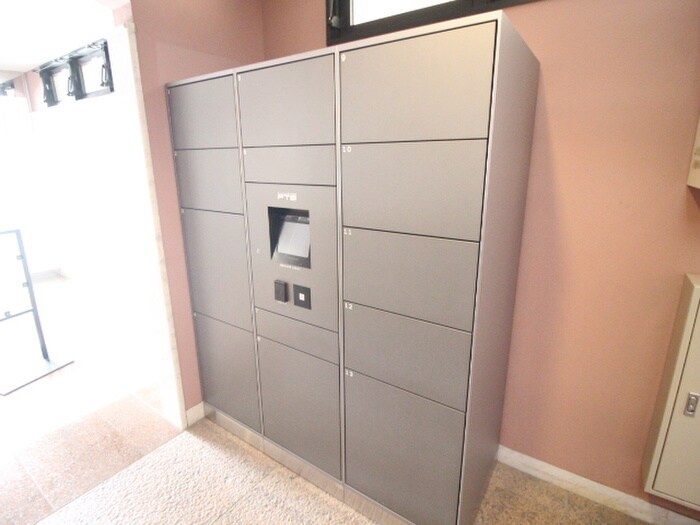 レジオン川西多田（705）の物件外観写真