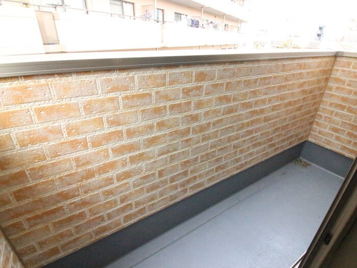 ロイヤルホーム石津の物件内観写真