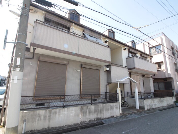 サンサンハイツの物件外観写真