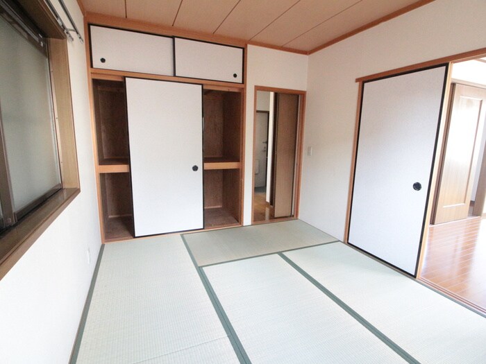 サンサンハイツの物件内観写真