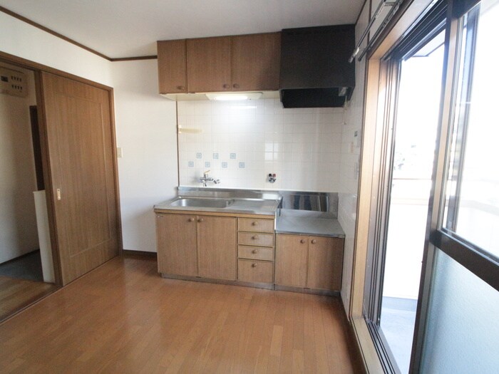 サンサンハイツの物件内観写真