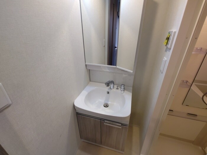 MAXIV CROS 江坂（303）の物件内観写真