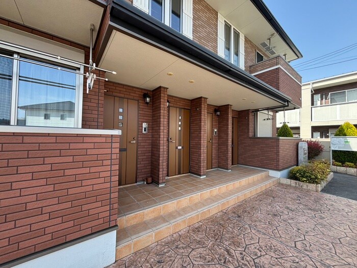 ビッグ　ウエスト　セカンドの物件外観写真