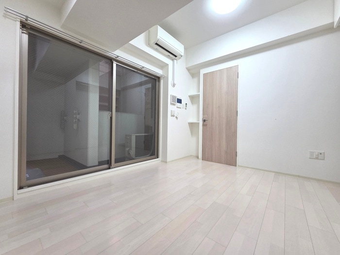 セレニテ梅田ルフレの物件内観写真