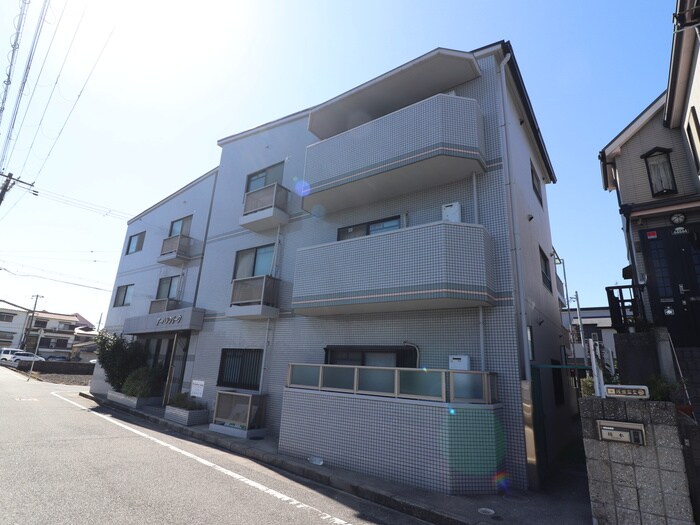 アーバンクリークの物件外観写真
