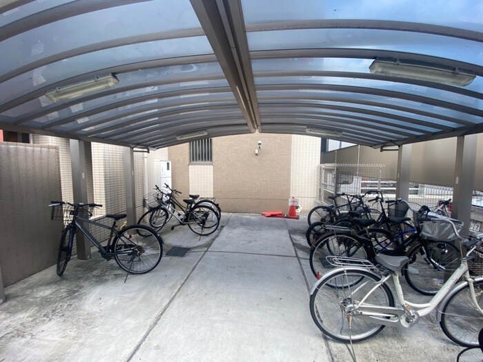 Y´z Lucaoの物件外観写真